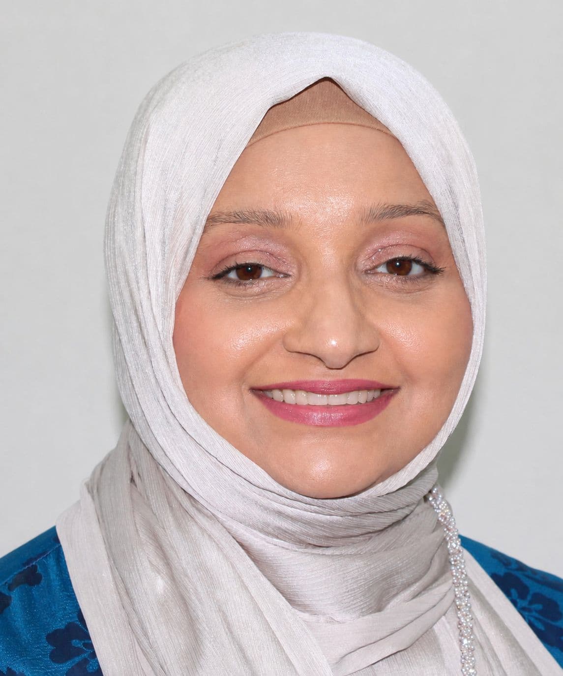 Nosheen Ijaz, Counsellor and Psychotherapist